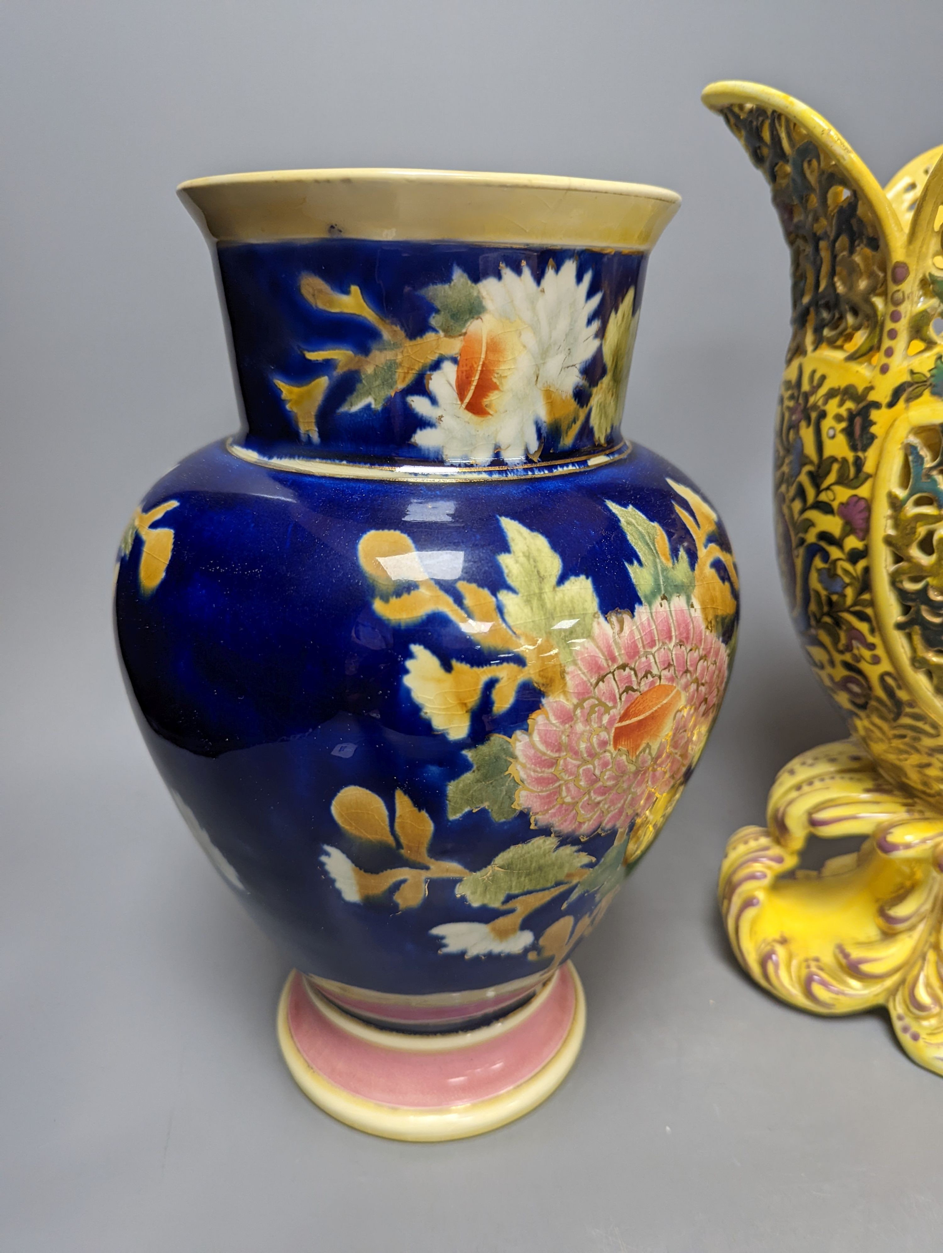 A Varoslod yellow-glazed ewer and a Zsolnay vase 37cm